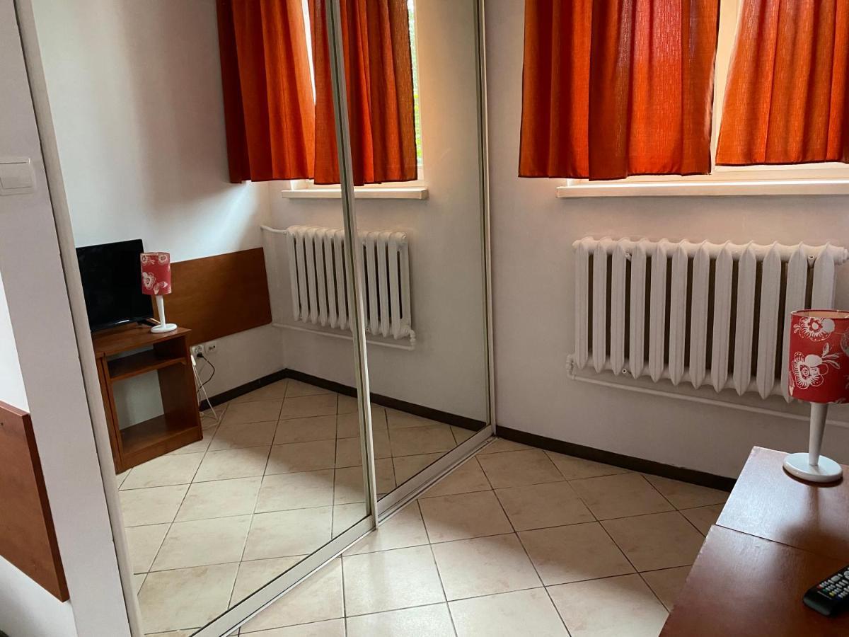 Zajazd Wiking Wasilków Esterno foto